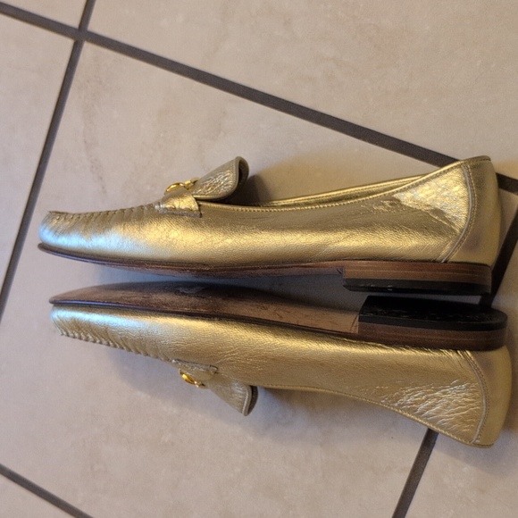 Escada Loafers Metallic Gold Leather Flat Made In Italy Size 10 - Picture 9 of 13